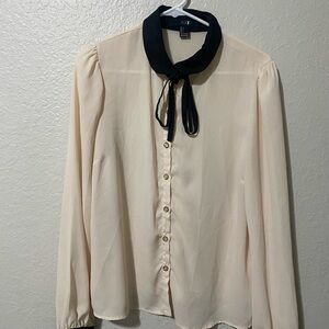 Forever 21 Cream Blouse with Black Collar